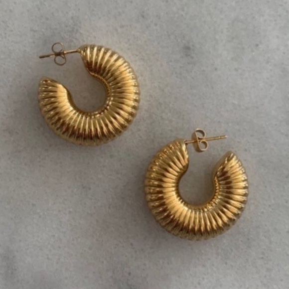 Modest Lu Jewelry - Gold Tube Textured Vintage Style Hoop Earrings Brand New